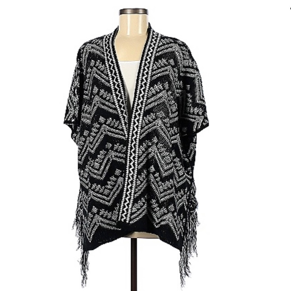 Piperlime
Size M Cardigan